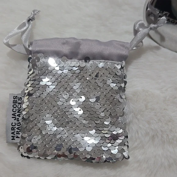 Marc Jacobs cosmetic, purse, travel mirror NEW - Picture 7 of 8